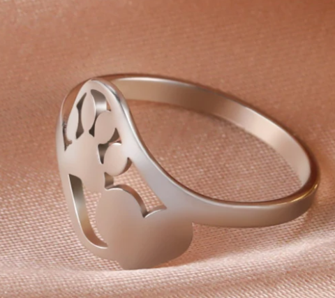 Pawprints of Love™ Ring